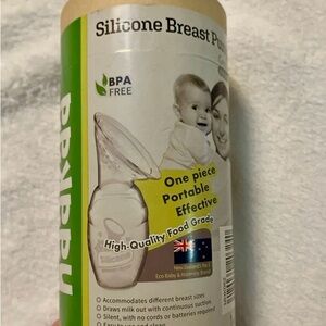 Haakaa Silicone Breast Pump One Piece